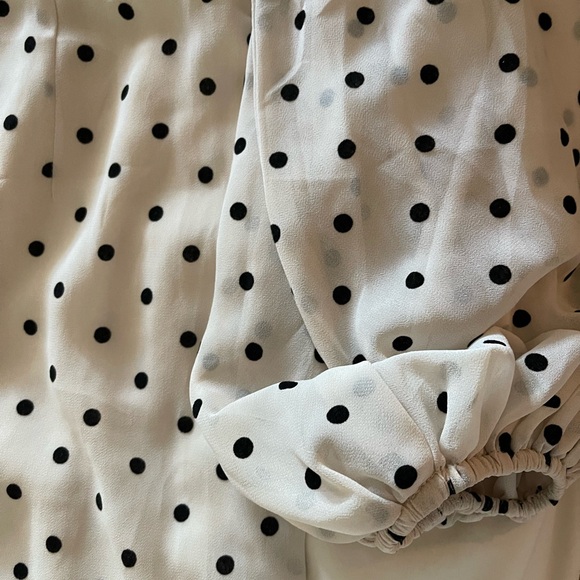 NWT very beautiful polka dot dress - Picture 5 of 7